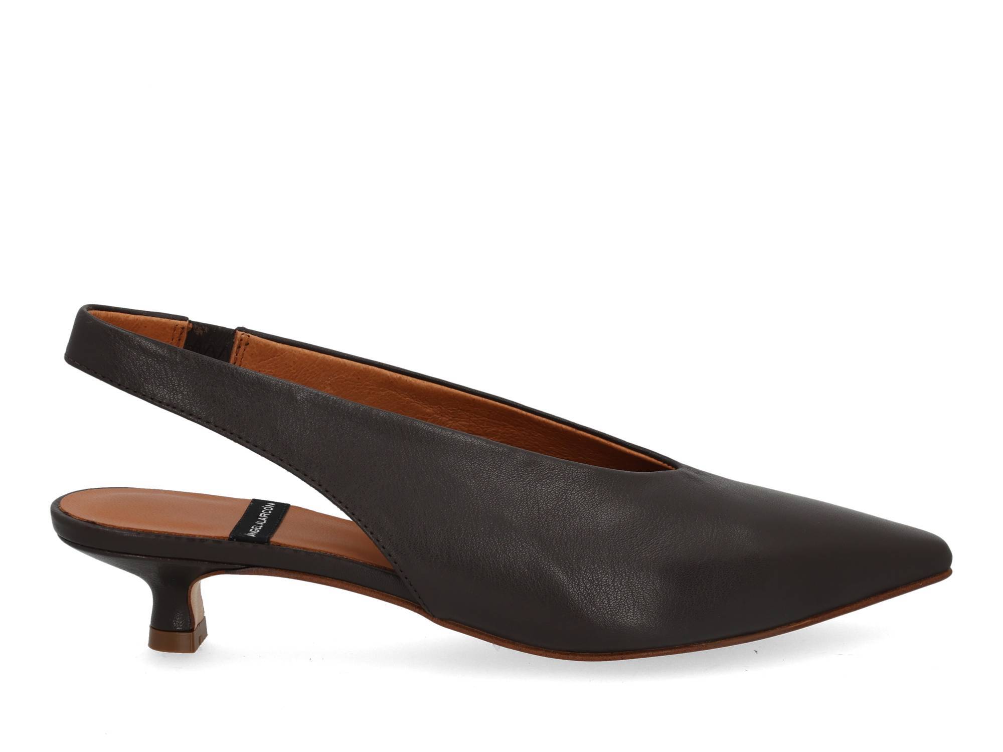 Angel Alarcon 26016 brown Bruin